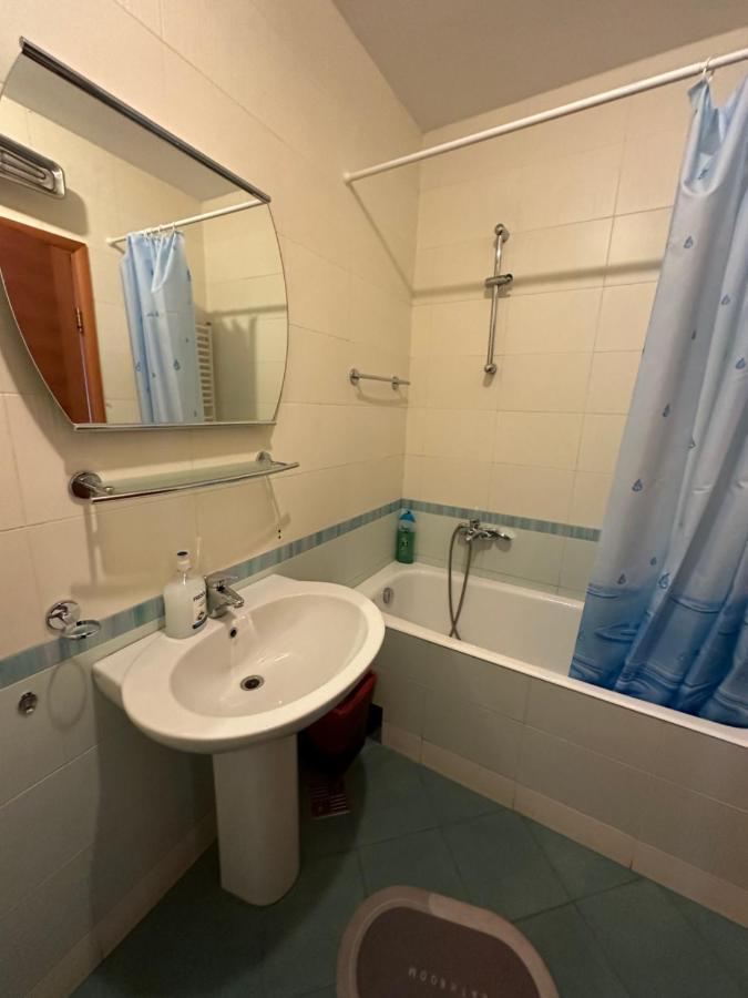 Great Location Two Bedroom Apatment "Maxim" ポドゴリツァ エクステリア 写真